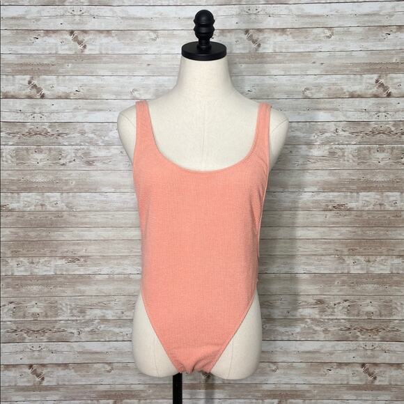 NWT Motel Rocks Goddess Swimsuit Size Peach One Piece Beach Vacay Pool Summer XL - Picture 3 of 11